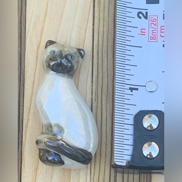 Avon Siamese Cat Brooch Pin - Picture 5 of 5